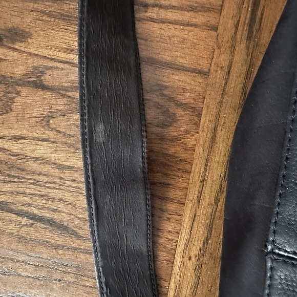 Fossil Black Leather Messenger Crossbody Bag Card Organizer Pockets 75082 *READ* - Picture 15 of 16